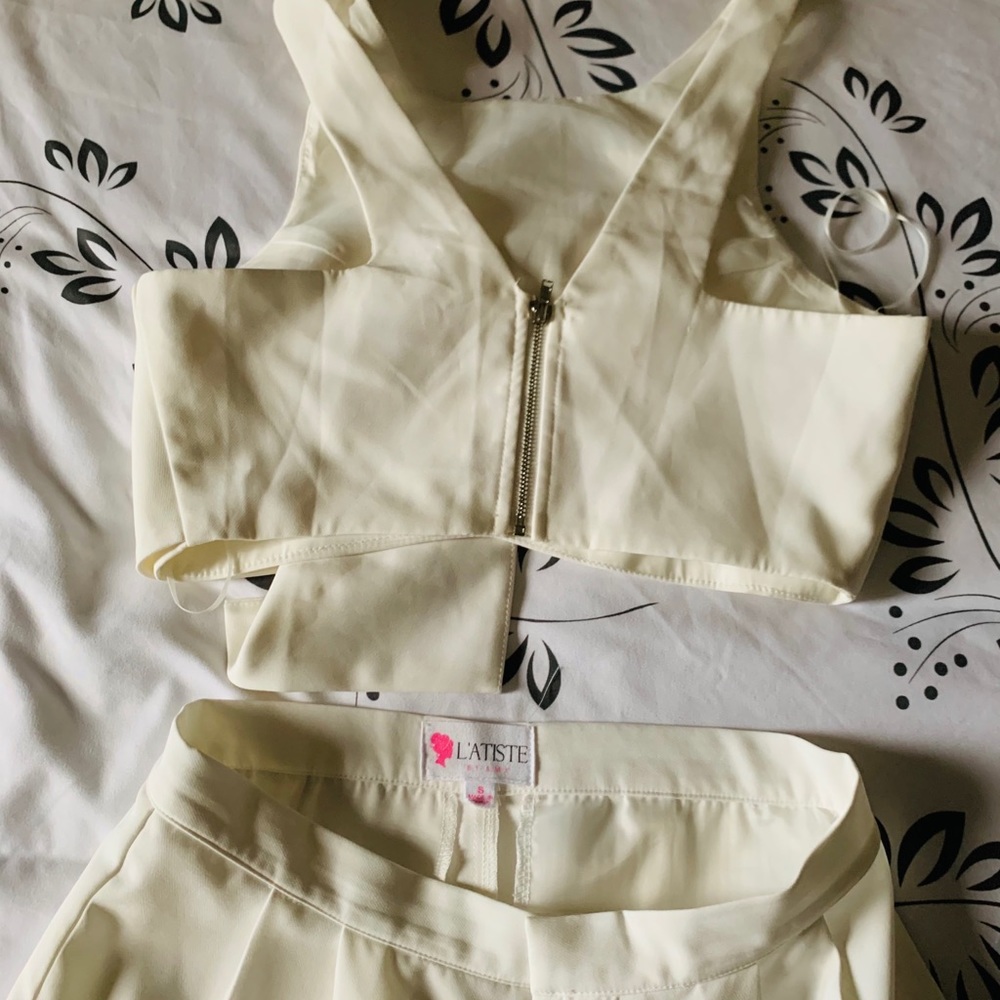 High Waist Pants with Crop top.